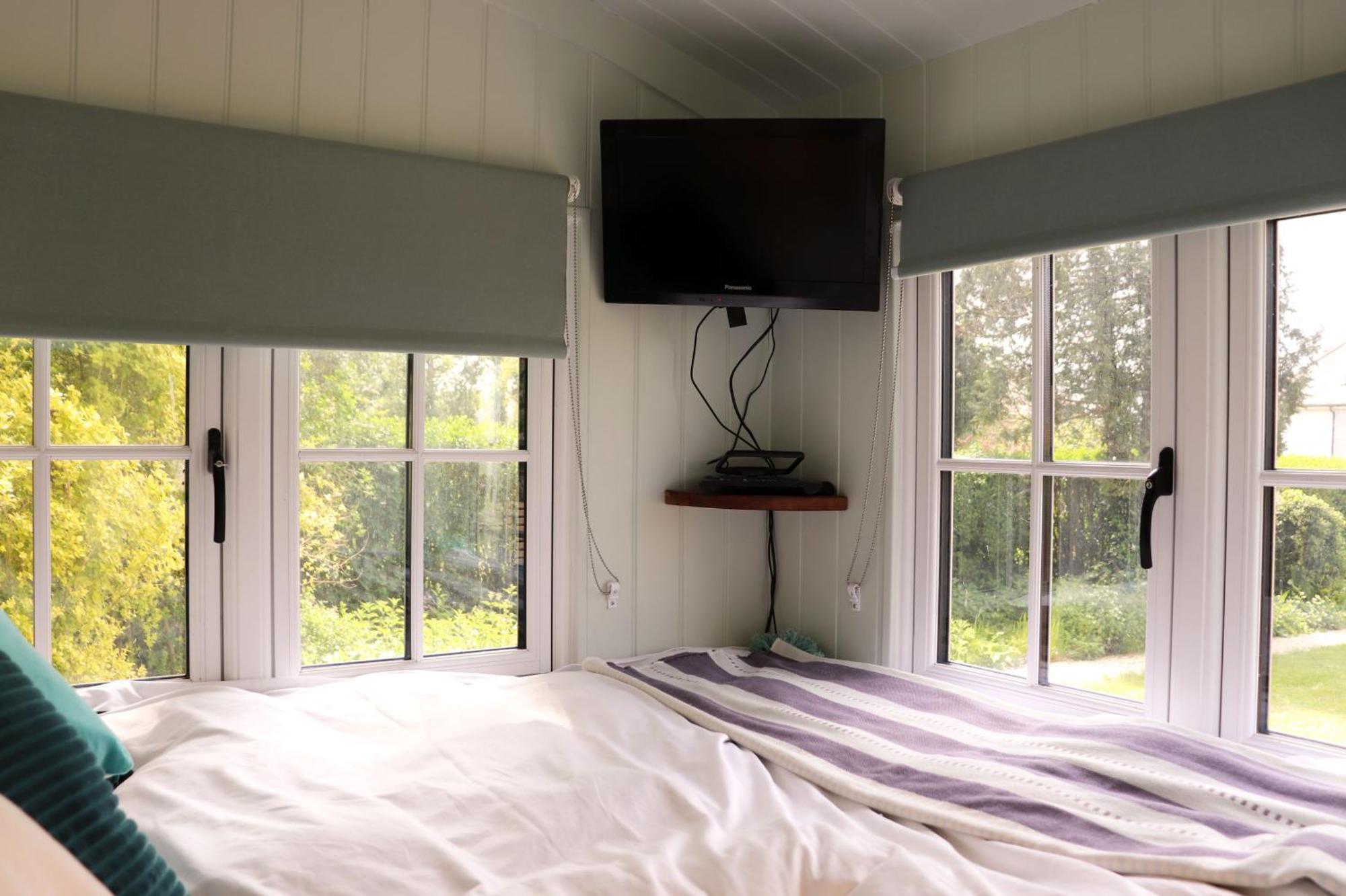 Cobo Cottage Чичестър Екстериор снимка